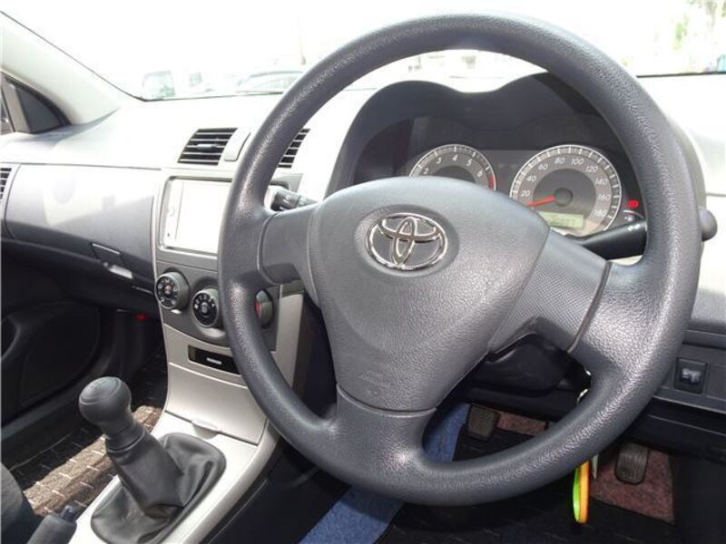COROLLA FIELDER