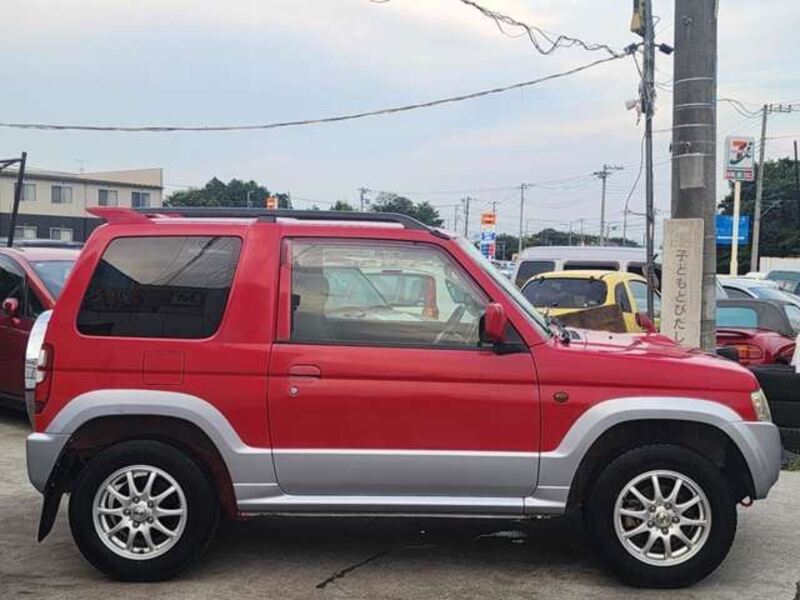 PAJERO MINI
