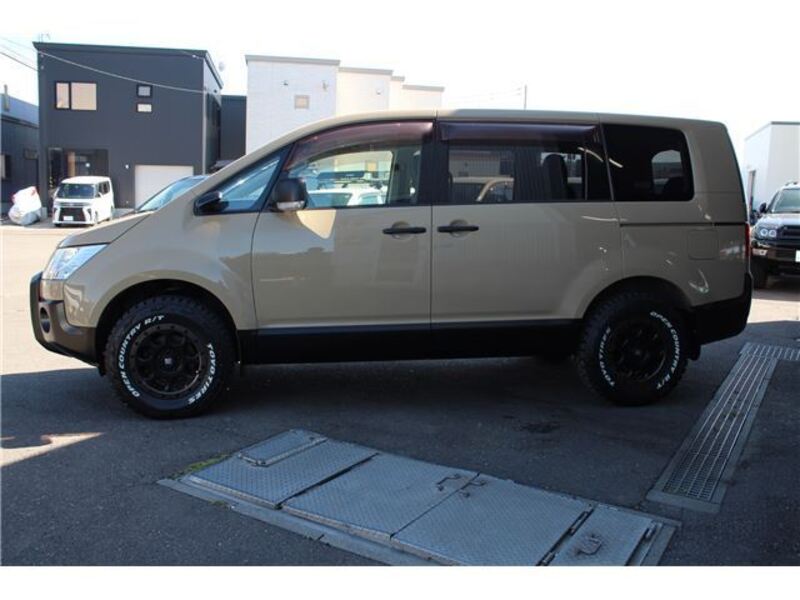 DELICA D5
