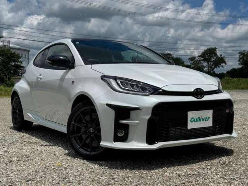 GR YARIS