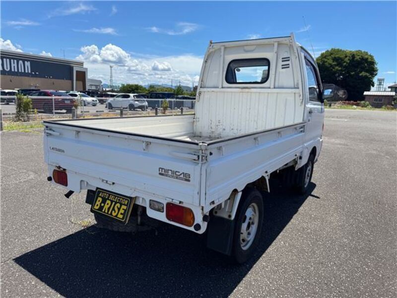 MINICAB TRUCK