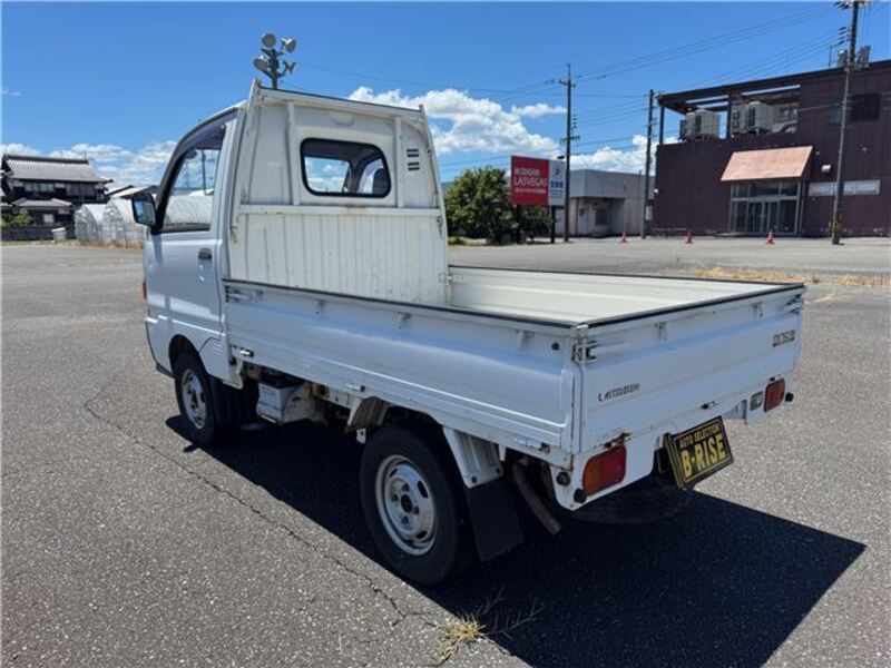 MINICAB TRUCK