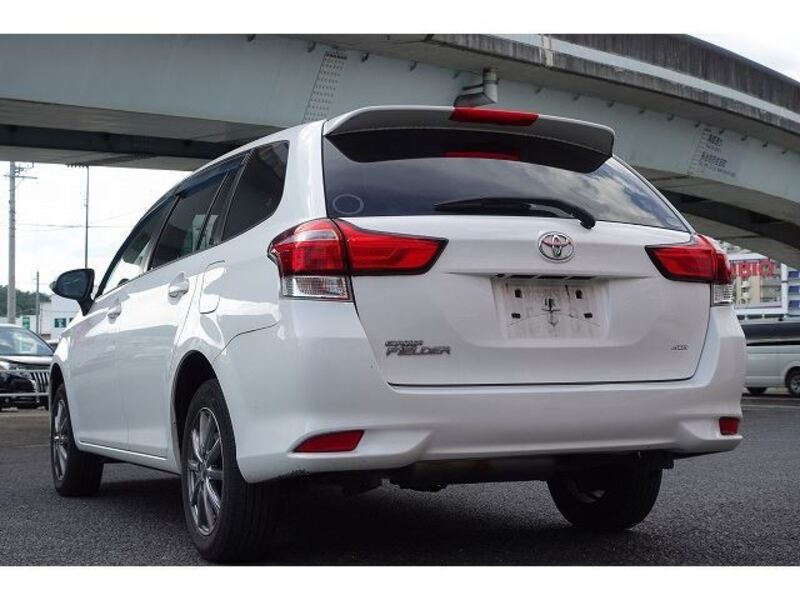 COROLLA FIELDER