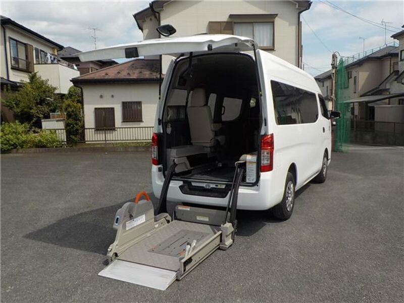 NISSAN NV350 CARAVAN