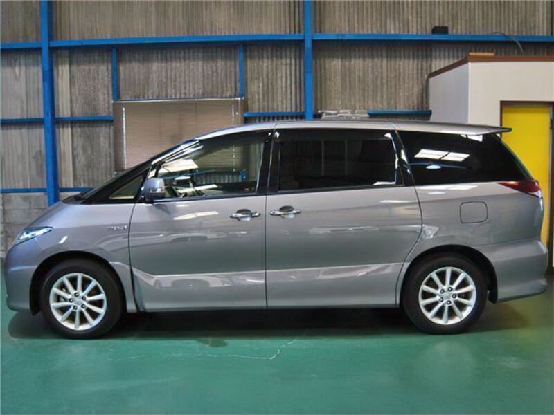 ESTIMA HYBRID