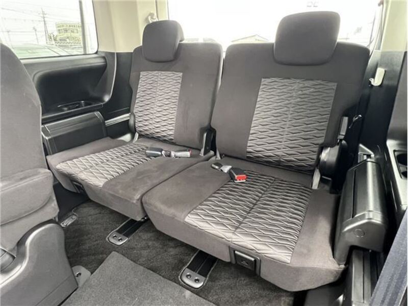DELICA D5