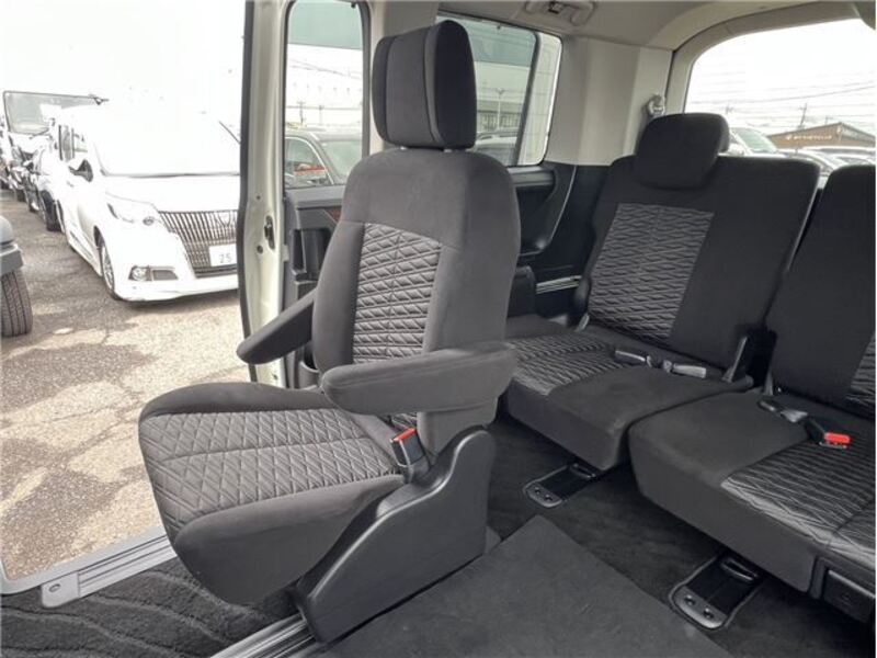 DELICA D5