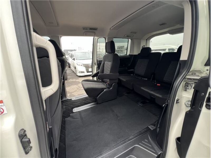 DELICA D5