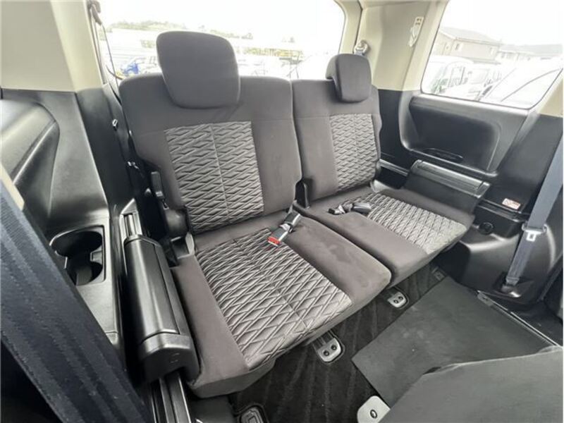 DELICA D5