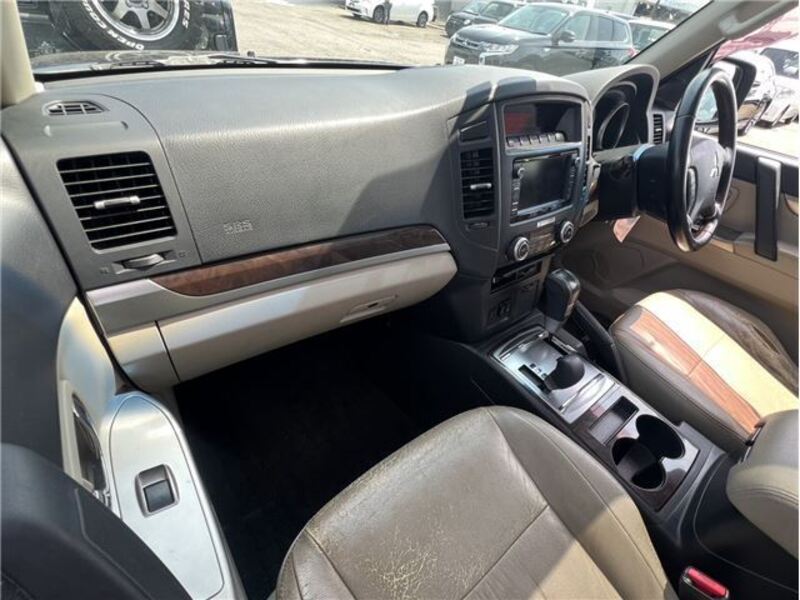 PAJERO