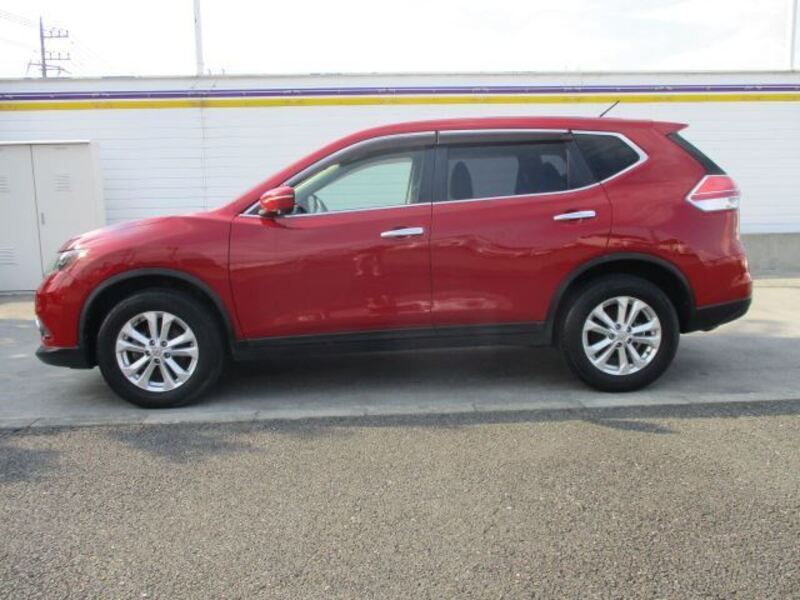 X-TRAIL