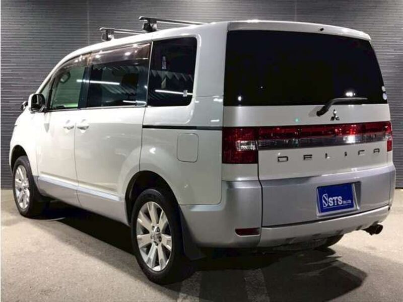 DELICA D5