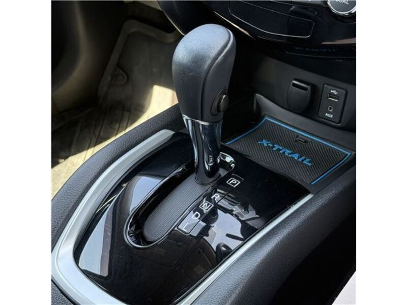 X-TRAIL
