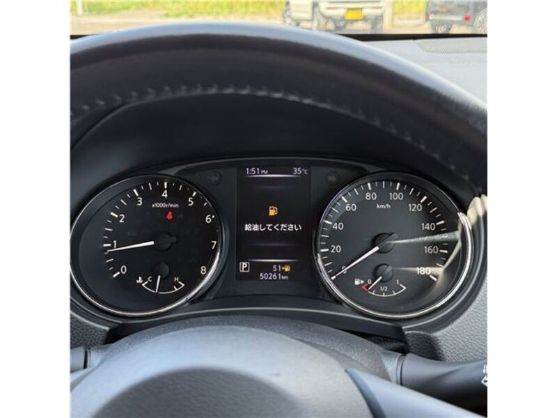 X-TRAIL