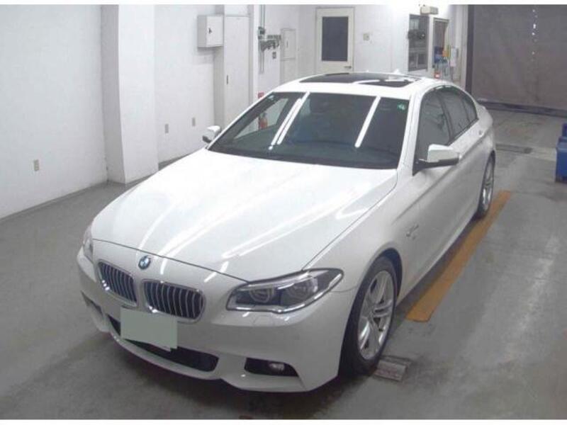 BMW 5 SERIES