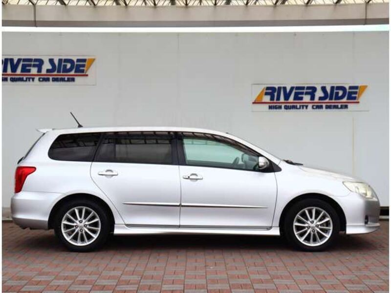 COROLLA FIELDER
