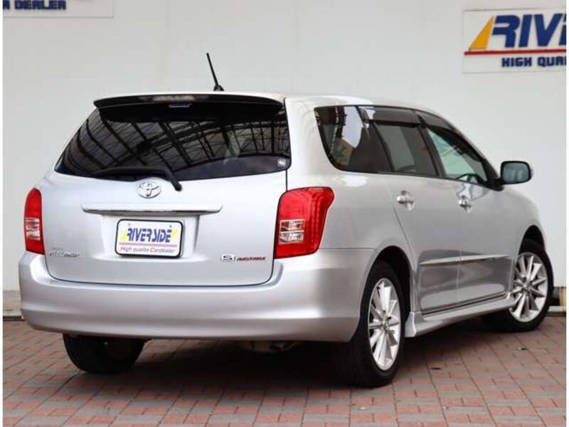 COROLLA FIELDER
