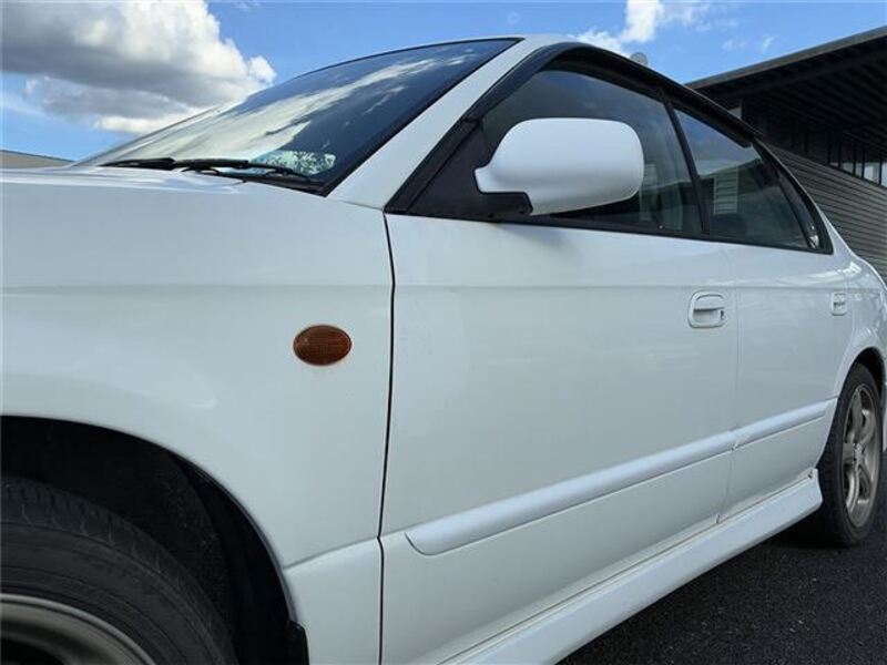 LEGACY B4