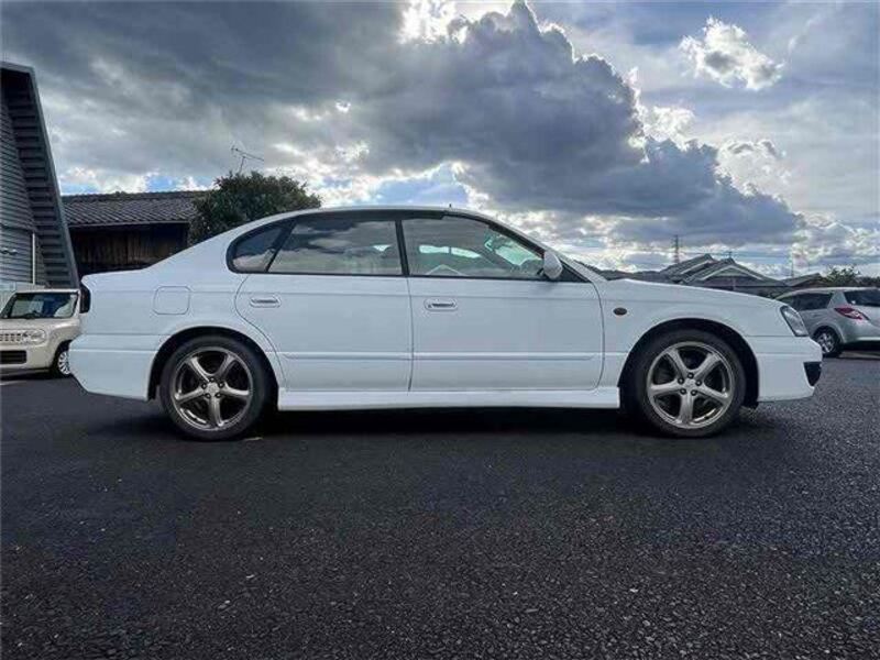 LEGACY B4
