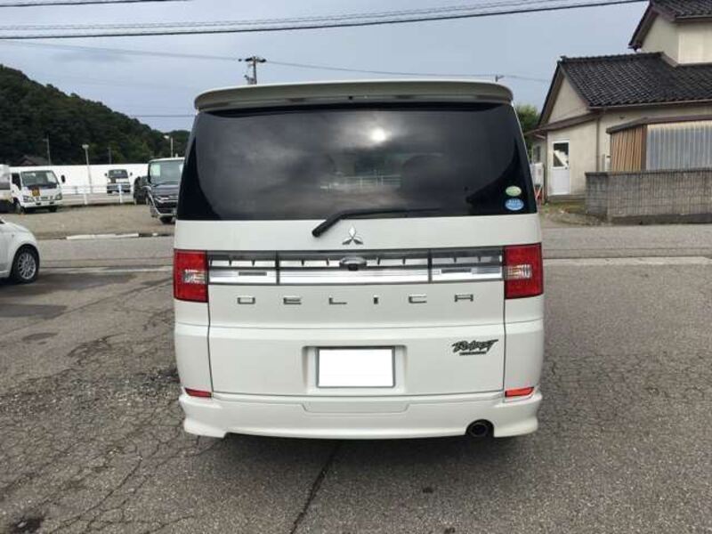 DELICA D5