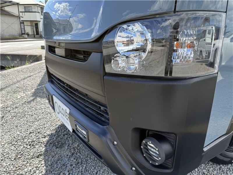 HIACE VAN