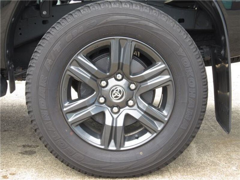 HILUX
