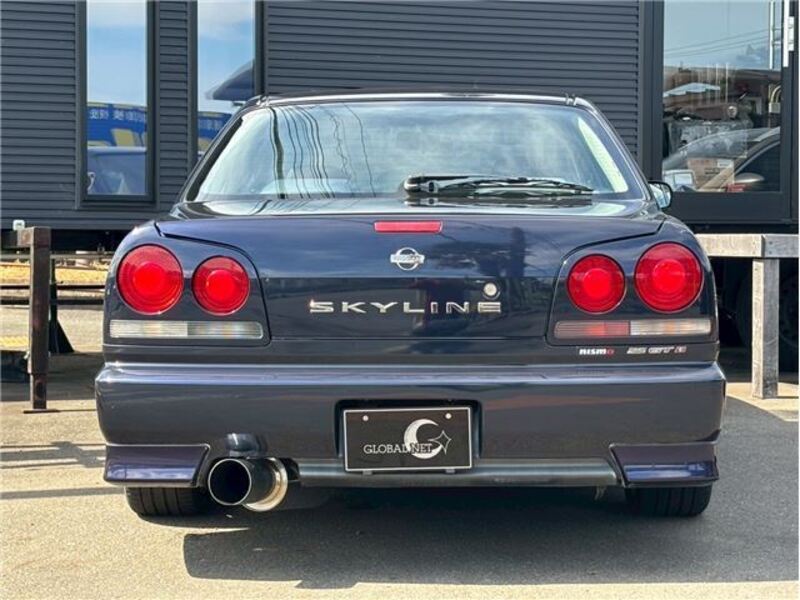 SKYLINE