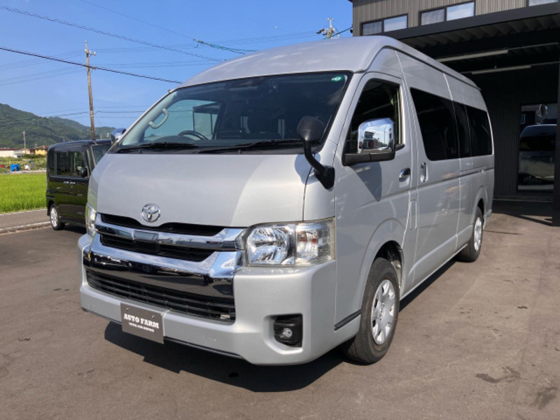 HIACE