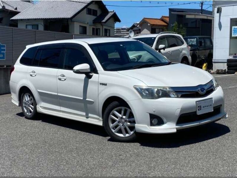 COROLLA FIELDER