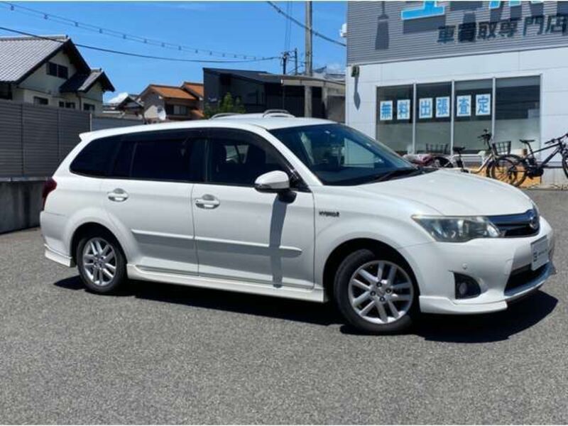 COROLLA FIELDER