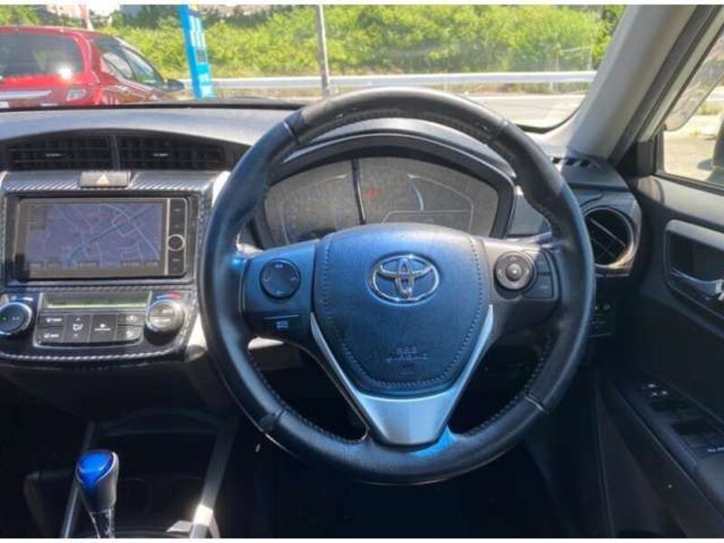 COROLLA FIELDER