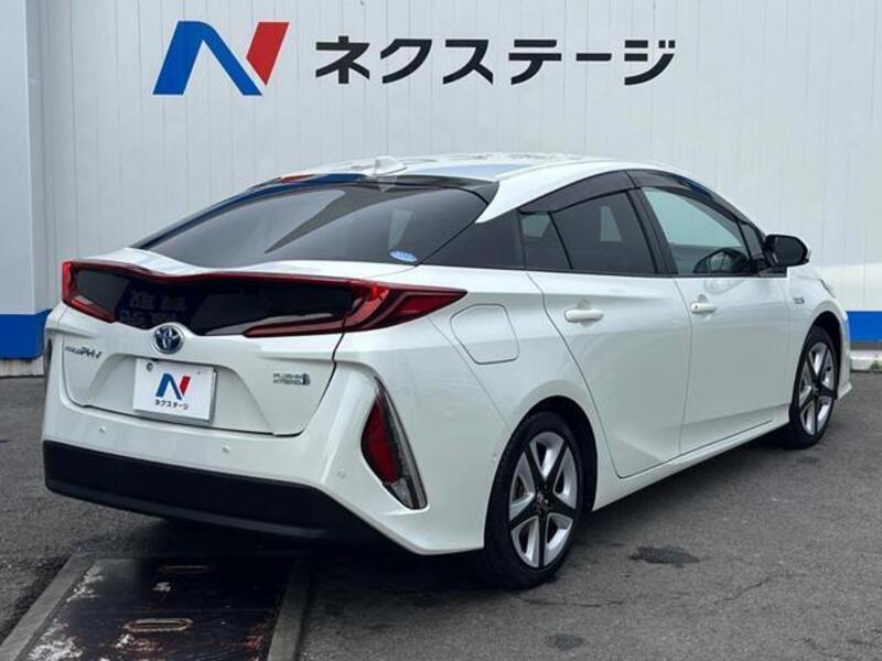 PRIUS PHV