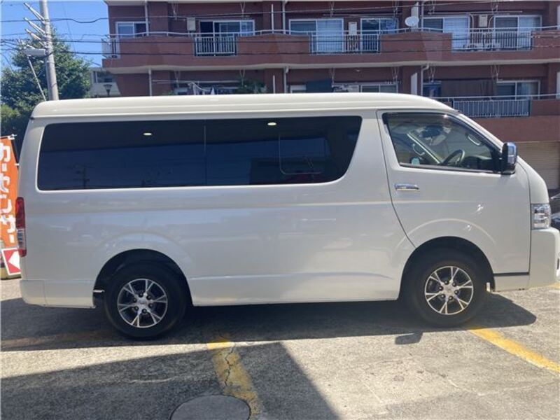 HIACE