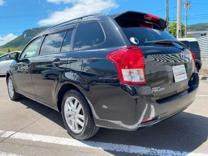 COROLLA FIELDER