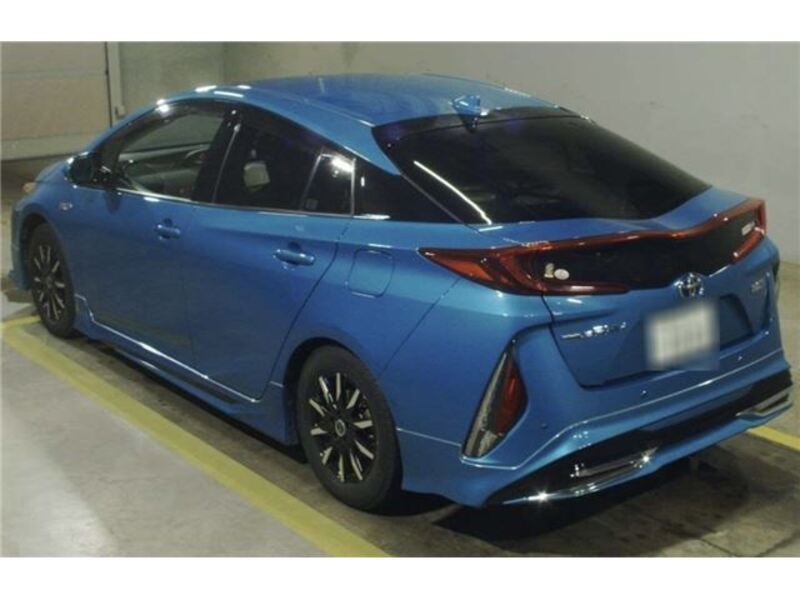 PRIUS PHV
