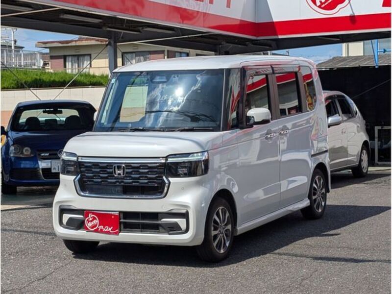 HONDA N BOX CUSTOM