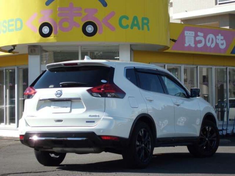 X-TRAIL