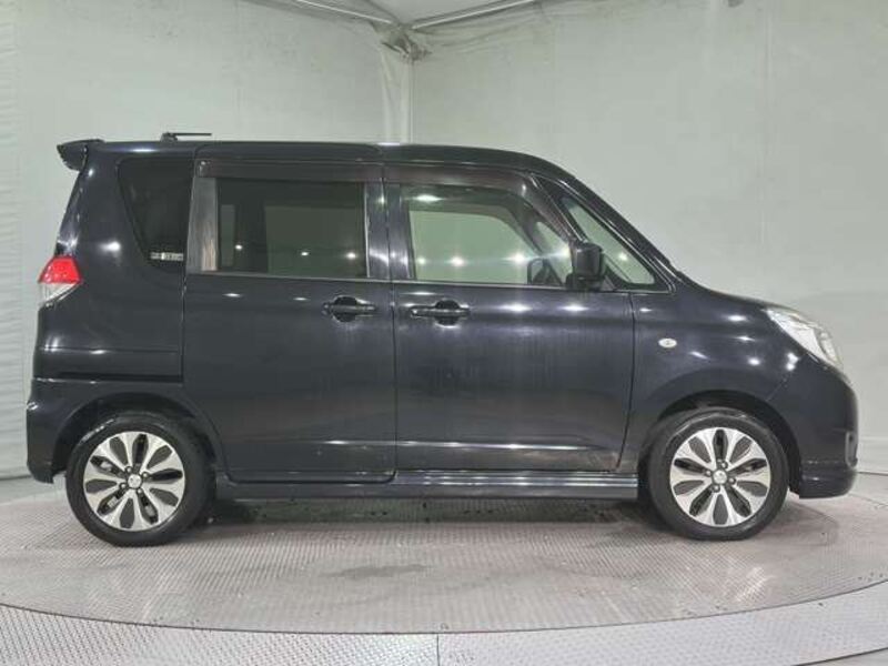 DELICA D2