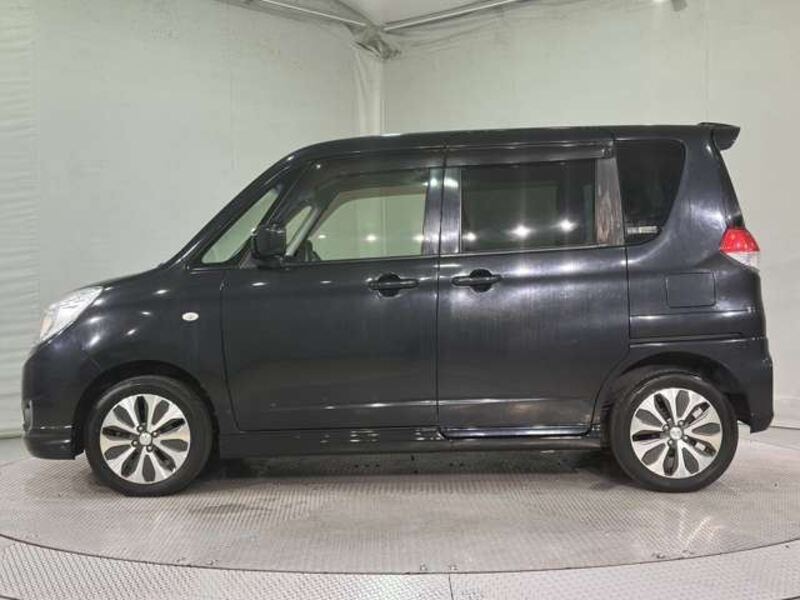DELICA D2