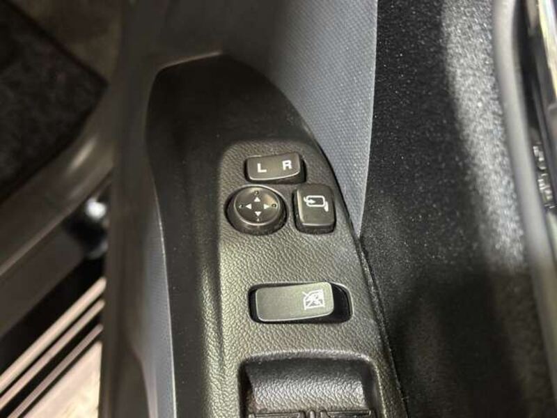 DELICA D2