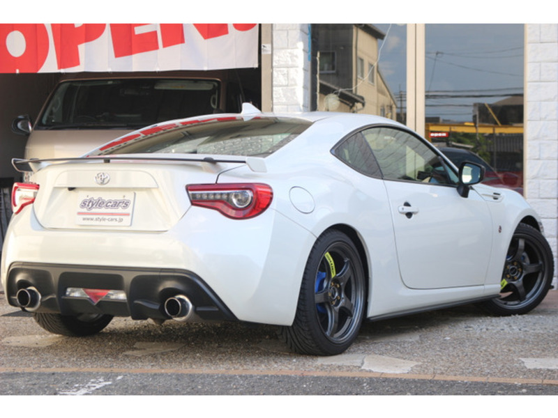 86