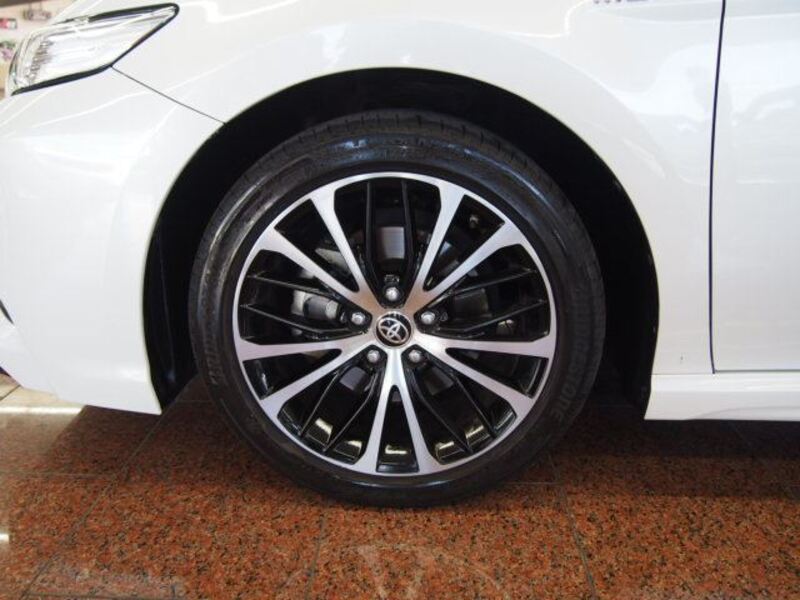 CAMRY