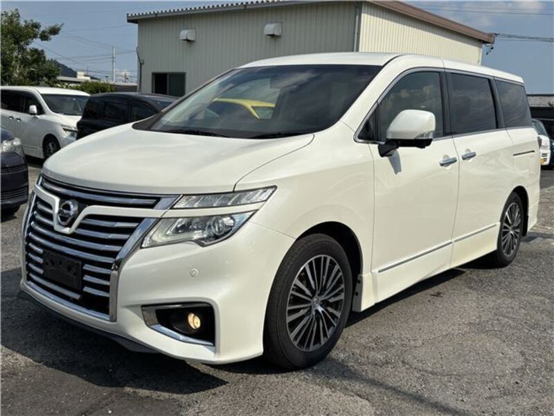 NISSAN ELGRAND