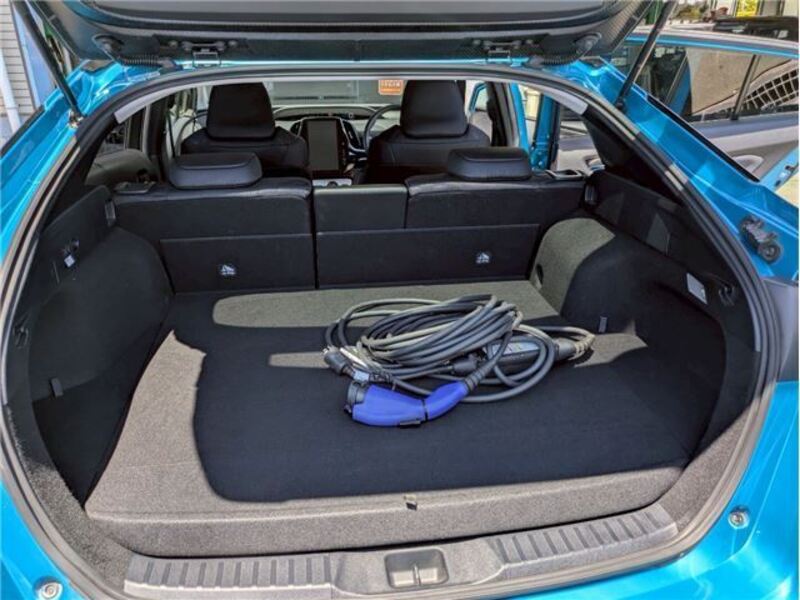 PRIUS PHV