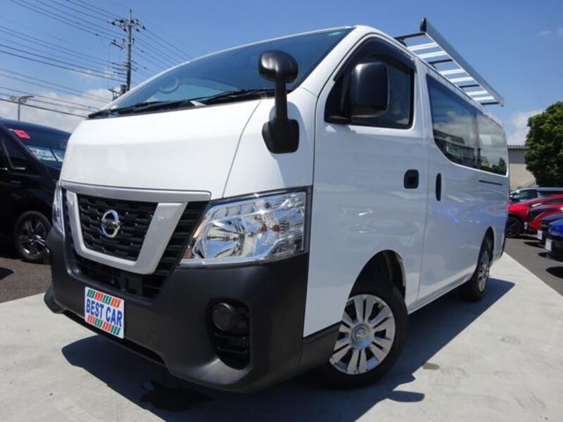 NV350 CARAVAN-0