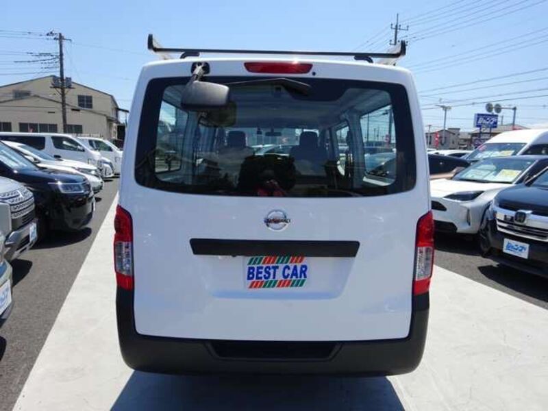 NV350 CARAVAN