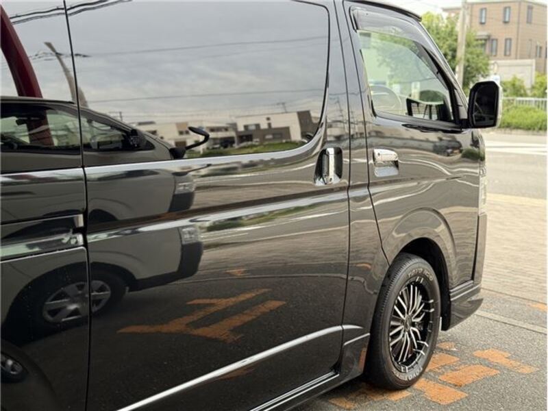 HIACE VAN