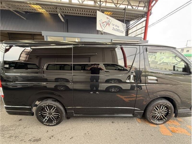 HIACE VAN