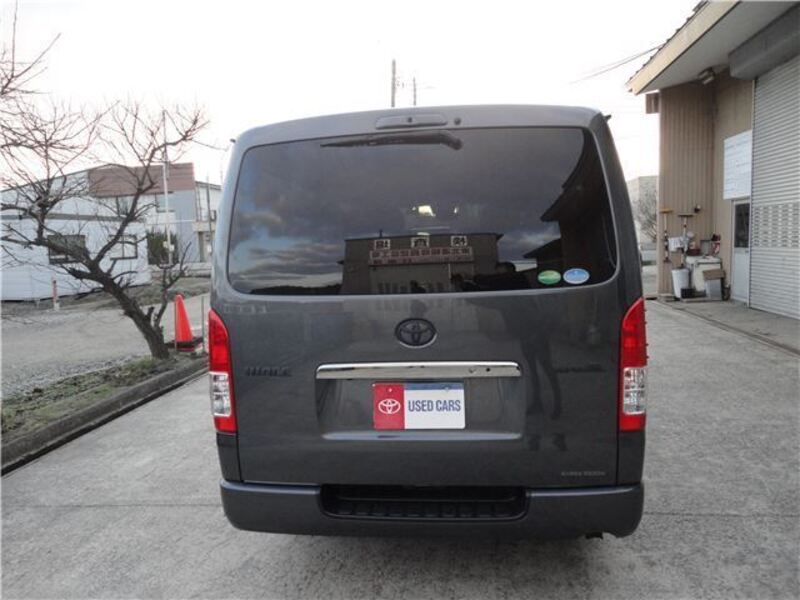 HIACE VAN