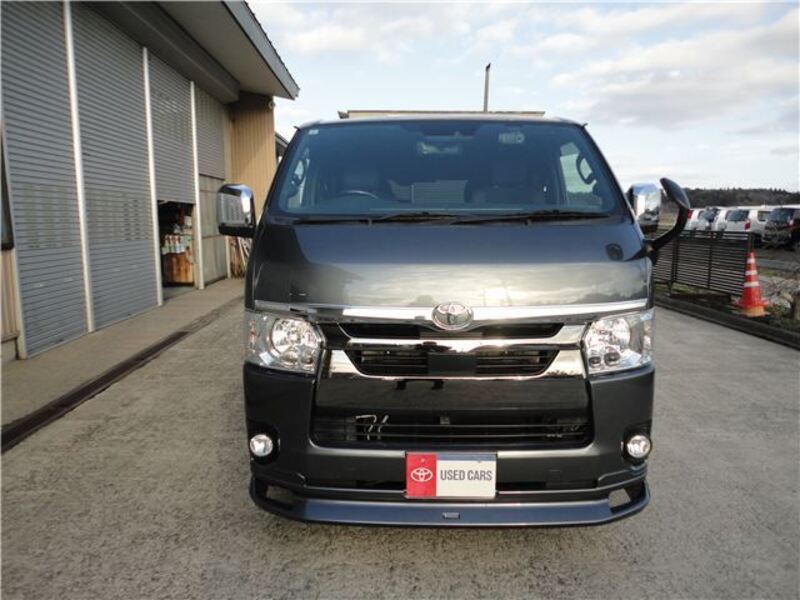 HIACE VAN